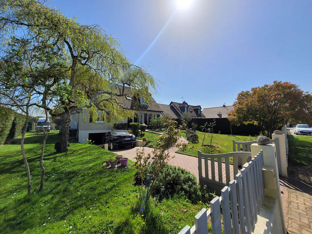 Maison à SAINT-LYE-LA-FORET