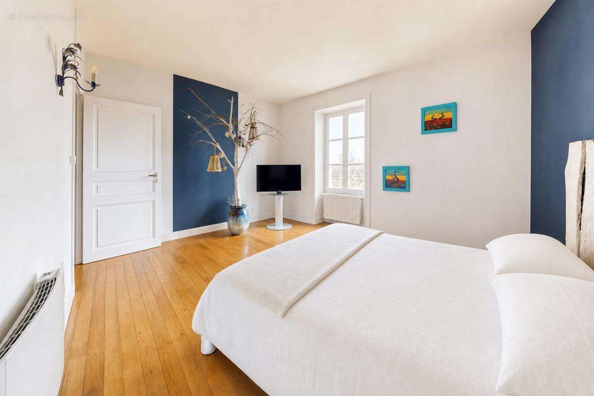 Belle maison en pierre XVIIIᵉ - 265m² Eymouthiers - photo 22