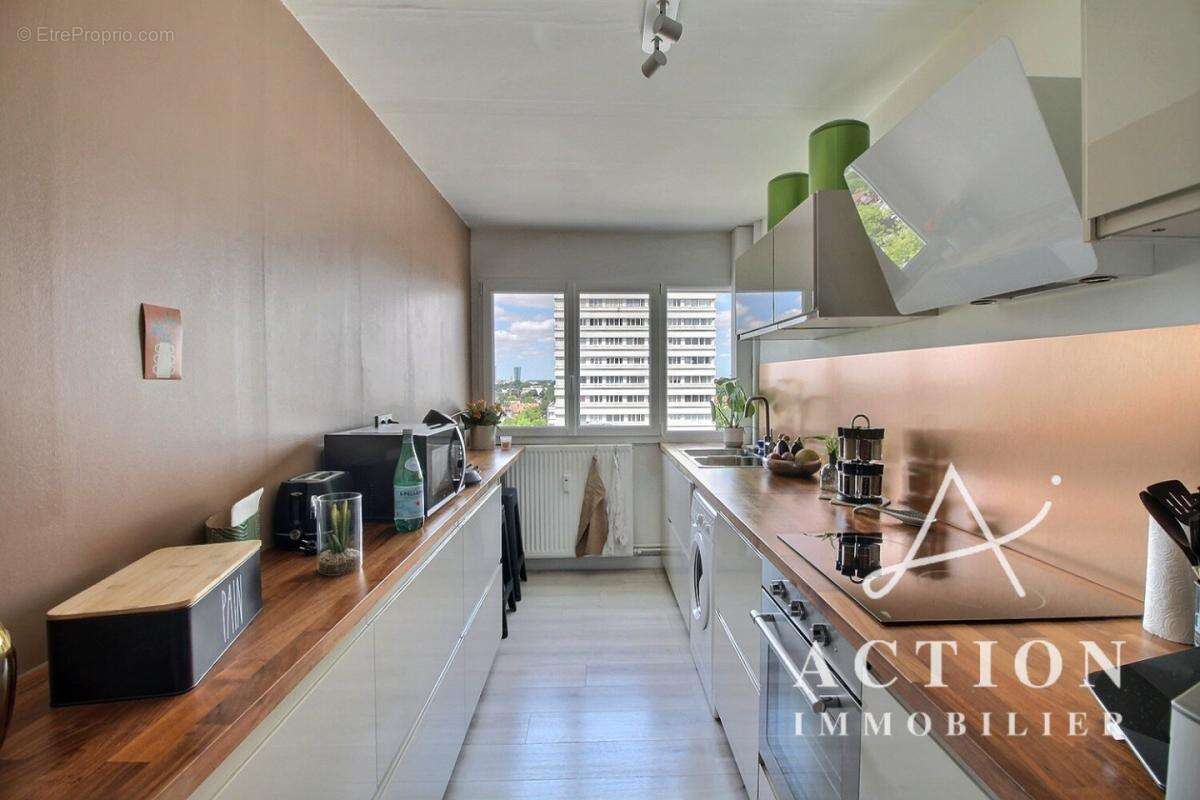 Appartement à MONS-EN-BAROEUL