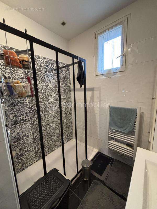 AV Maison en pierre dépendances terrain - photo 7