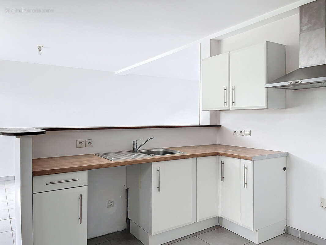 Maison à BRICQUEVILLE-SUR-MER