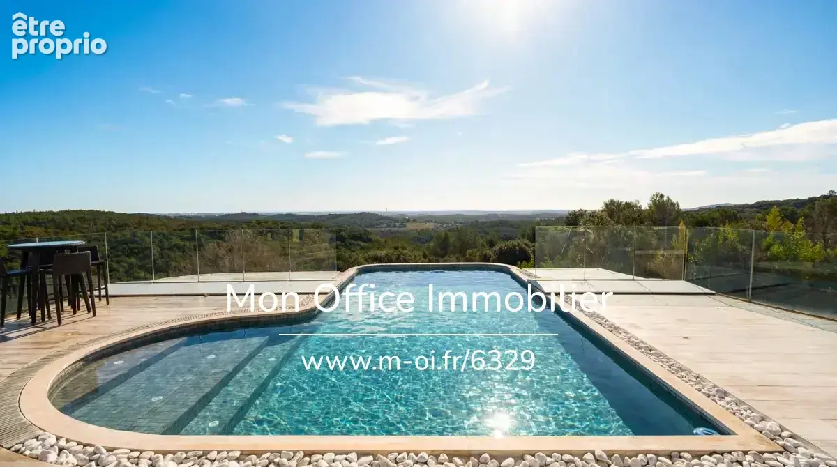 Référence : 6329-NGU. - propriété 10 pièces - 32ha - 980m2 - Vue spectaculaire sur la région et la mer - photo 22