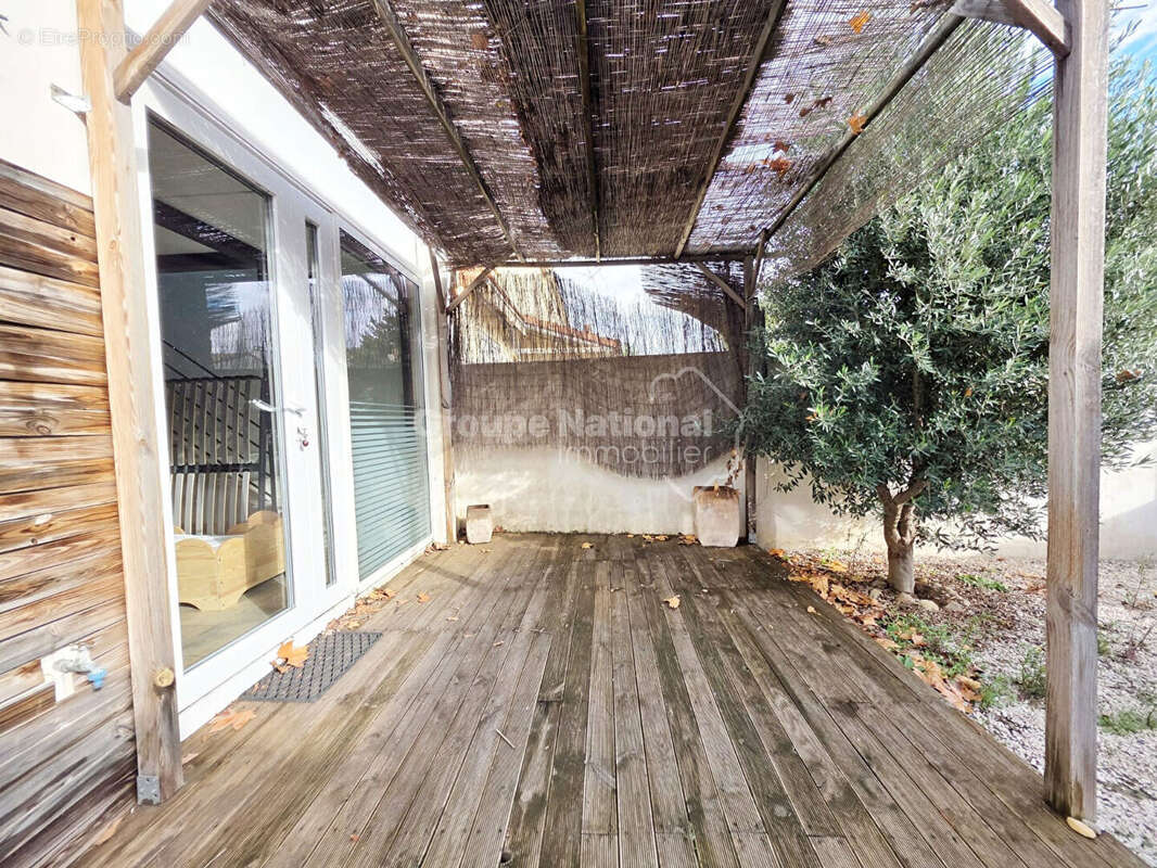 Maison à SAINT-MARTIN-DE-CRAU