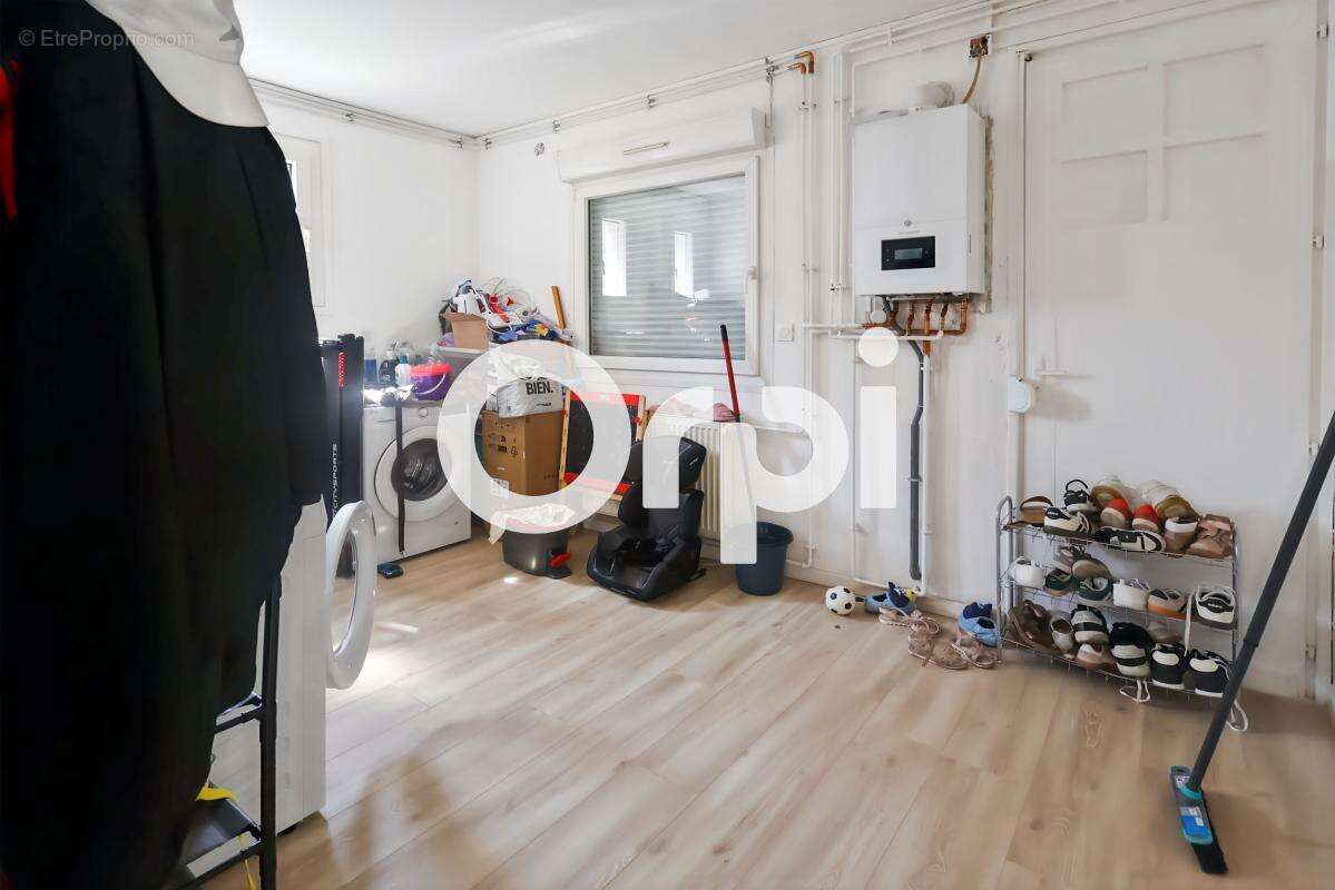 Maison semi individuelle, 6 chambres et jardin à Saint-Pol-sur-Mer (59430) - photo 5