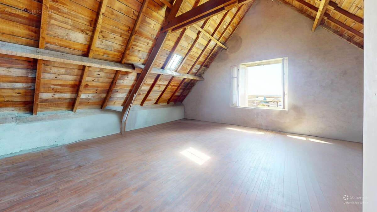 Maison à PLOUGUERNEAU