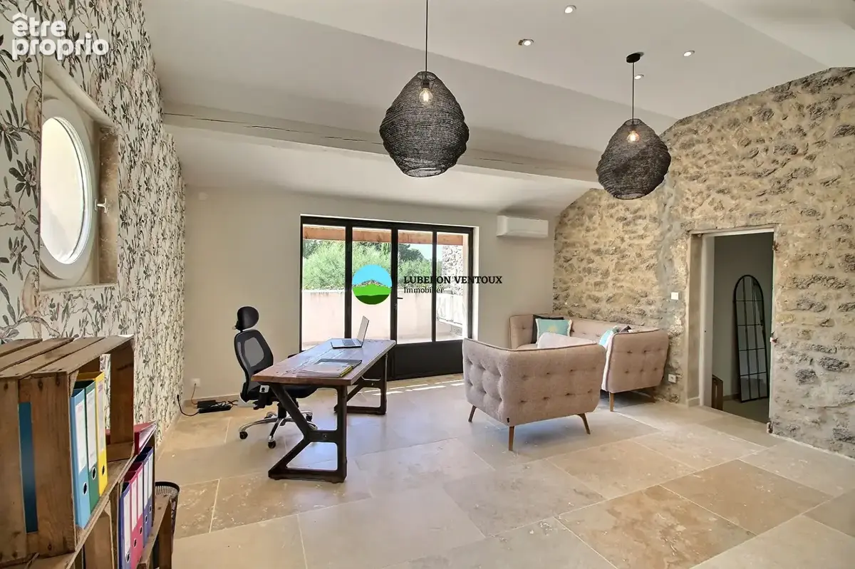 Magnifique mas en pierre entièrement rénové, charme, confort et art de vivre - photo 15