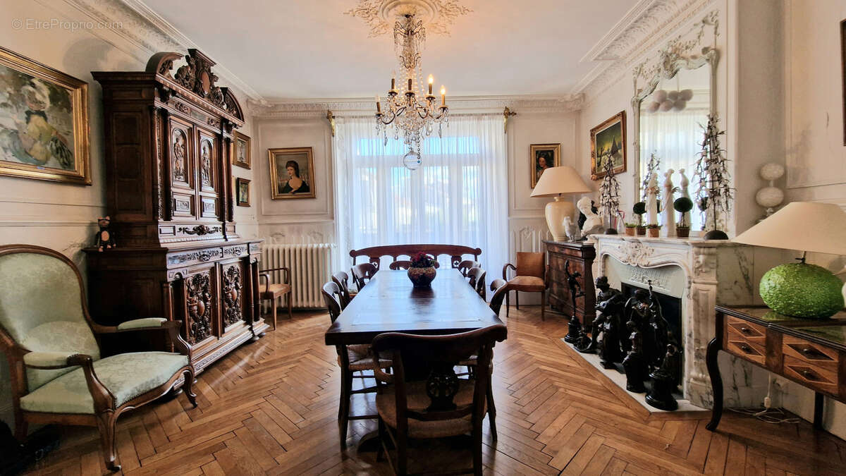 Maison à COMMERCY
