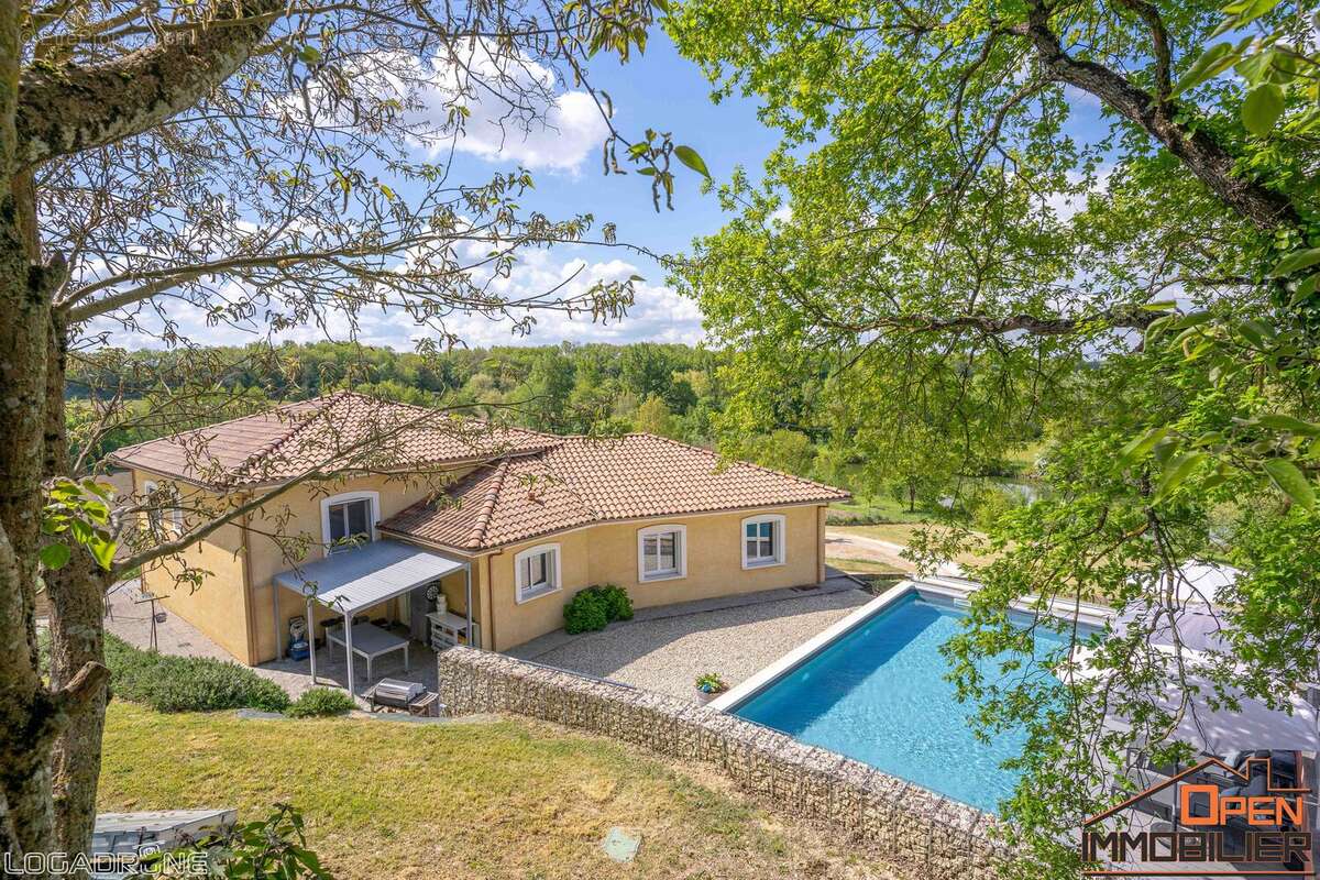 Maison à SAVIGNAC-SUR-LEYZE