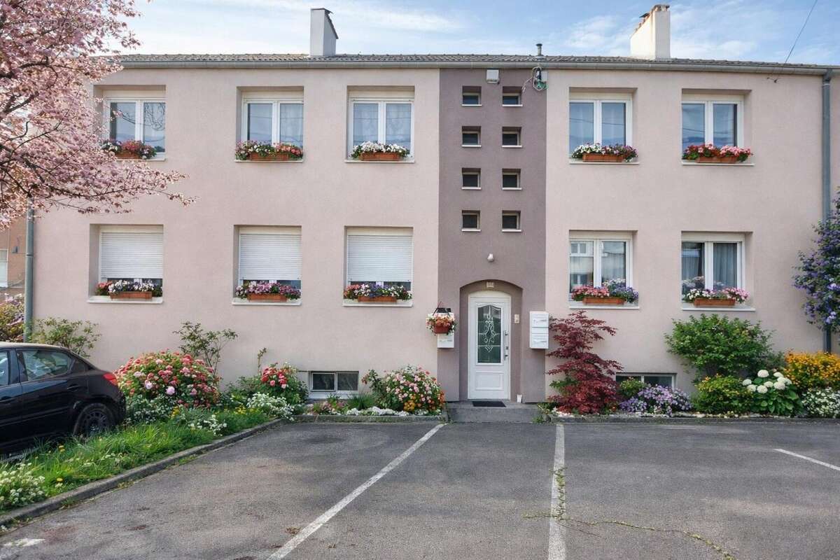 Photo 5 - Appartement à AUDUN-LE-TICHE