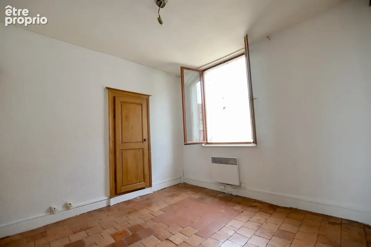 Maison de ville dans le centre historique à Avallon - photo 4