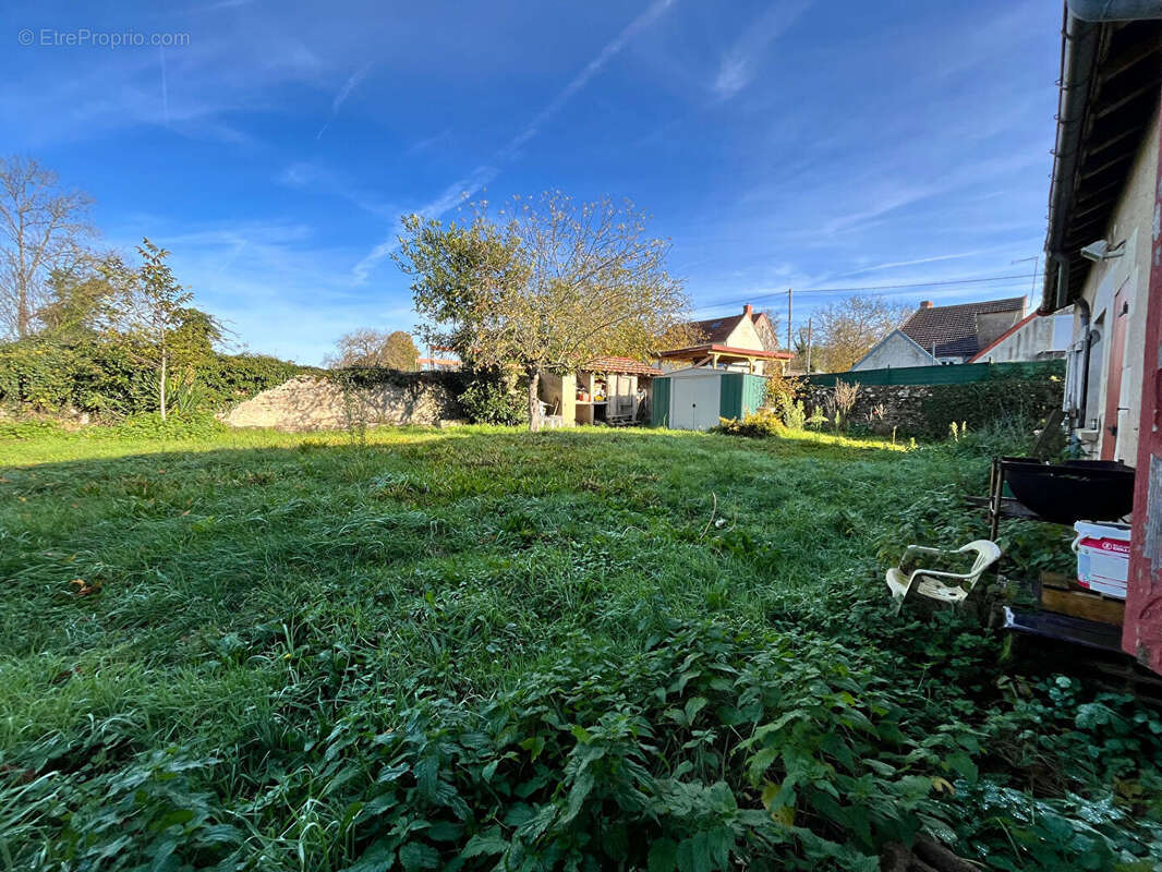 Maison à SAINCAIZE-MEAUCE