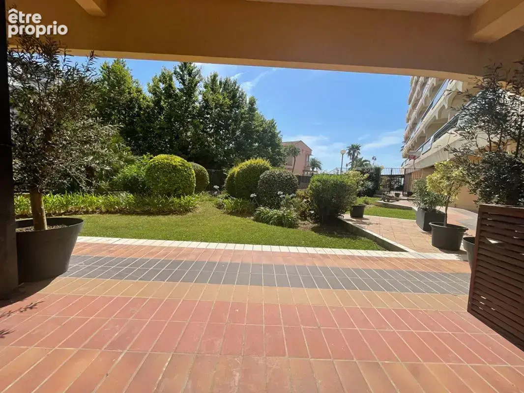 FREJUS-PLAGE  Appartement 2 pièces - photo 2