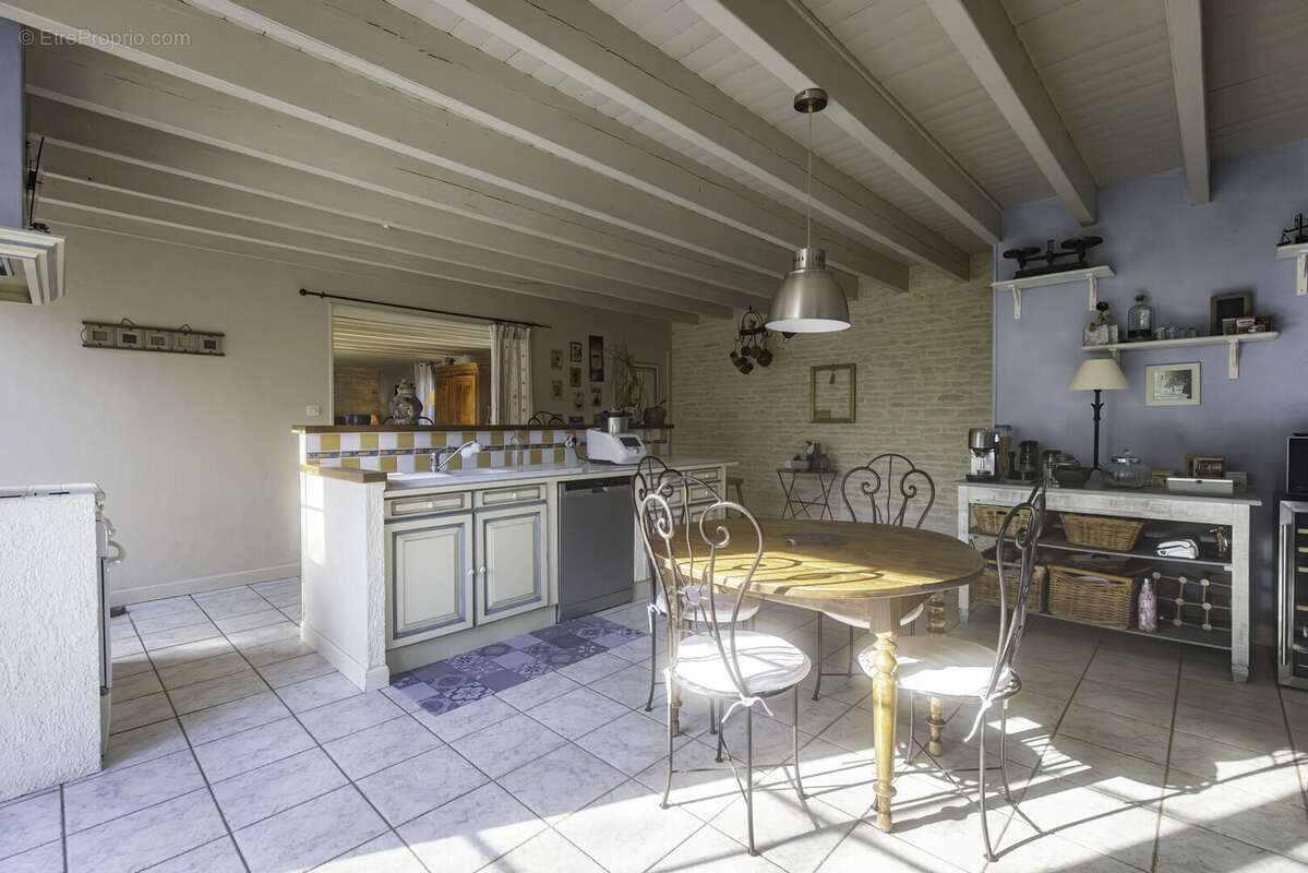 R5LP3252 - Maison à PRAHECQ