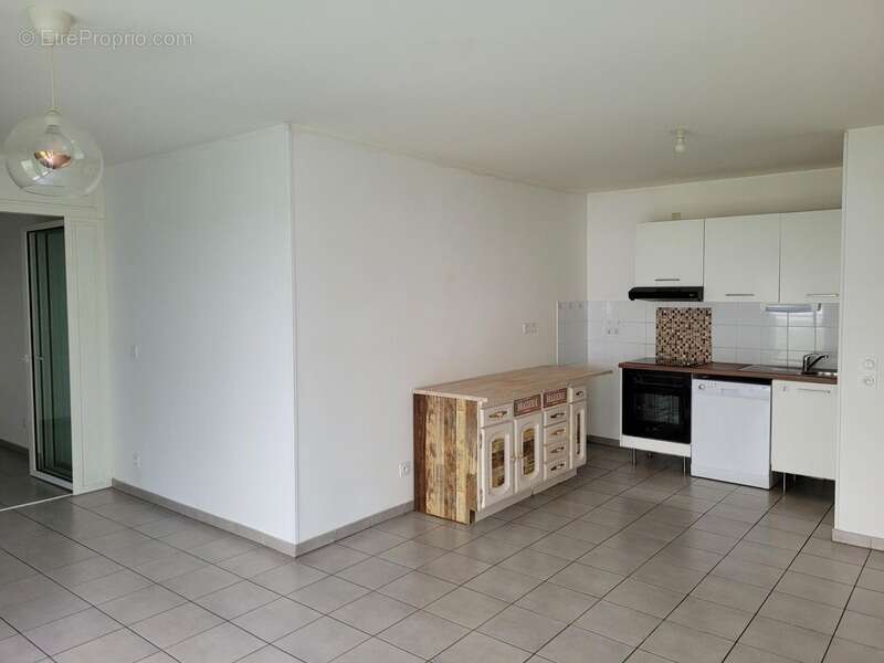Appartement t3 74 m2 tres lumineux modulable t4 quartier residentiel lyon 8 - photo 4