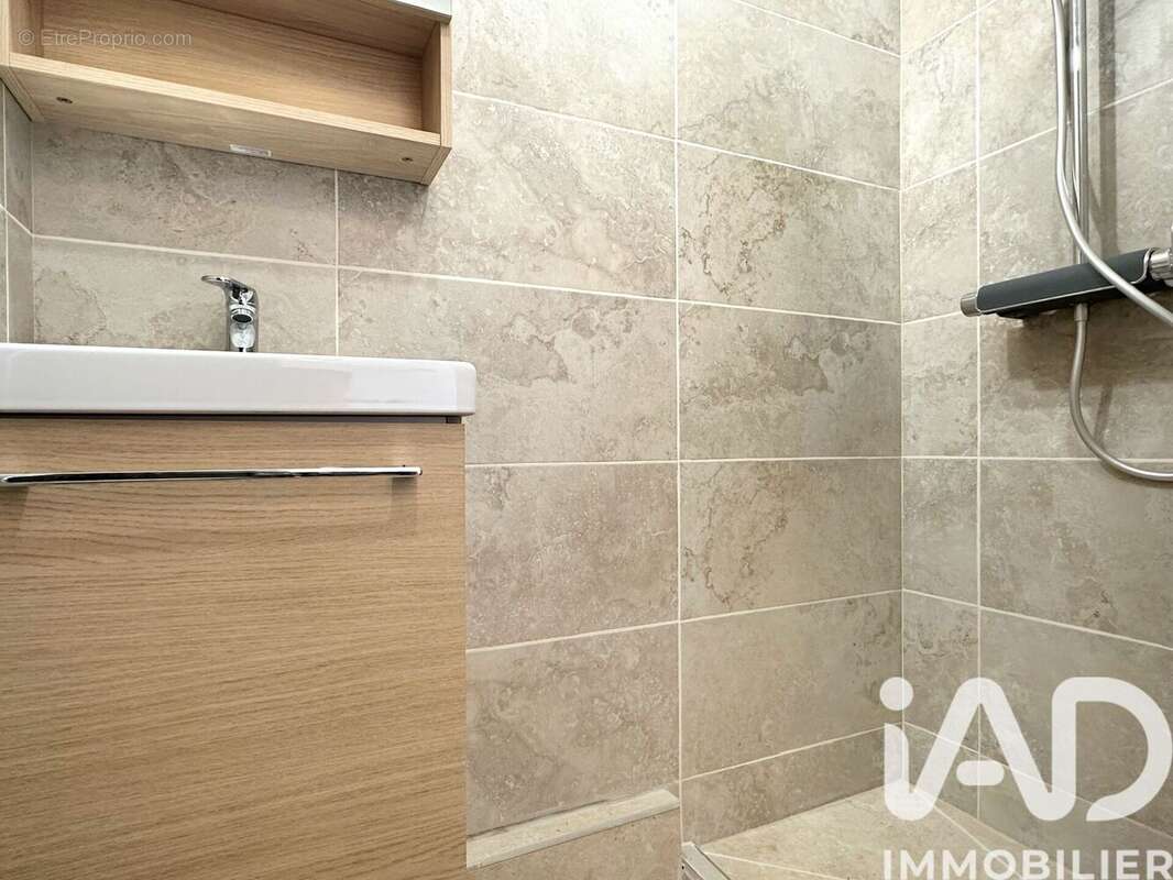 Photo 8 - Appartement à LES PAVILLONS-SOUS-BOIS