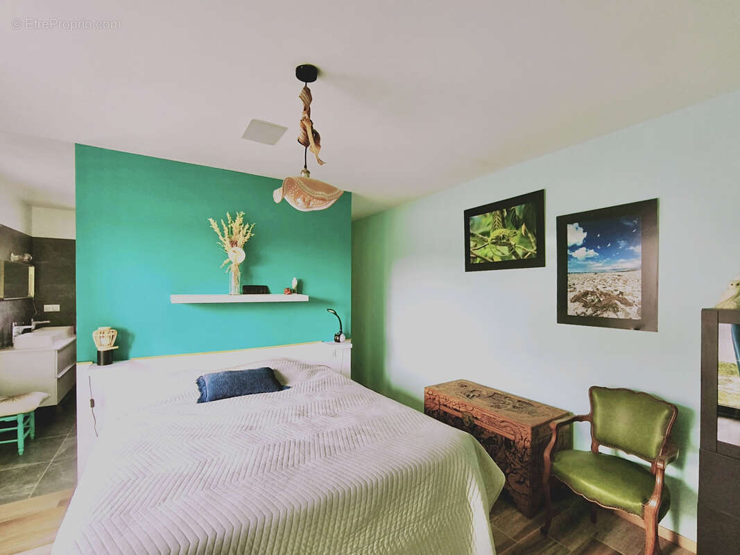 Maison à LE CASTELLET