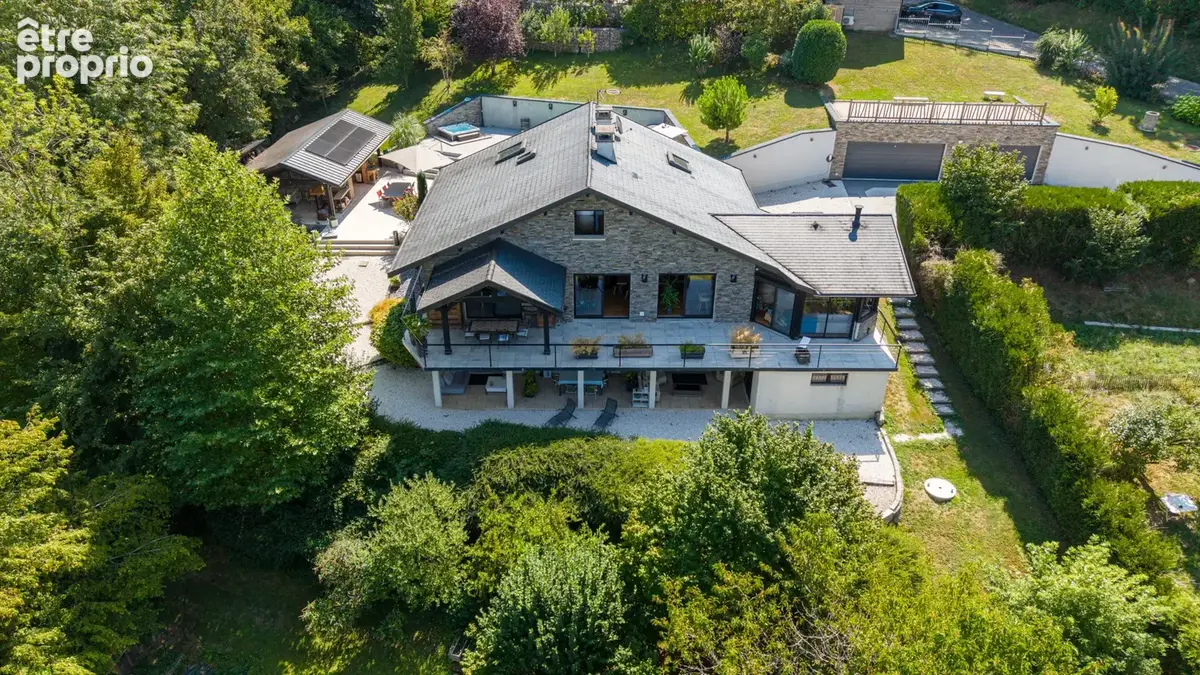 EXCLUSIVITE ! À Mûres - Villa très bon état - Piscine - Terrain 2758 m2 - photo 2