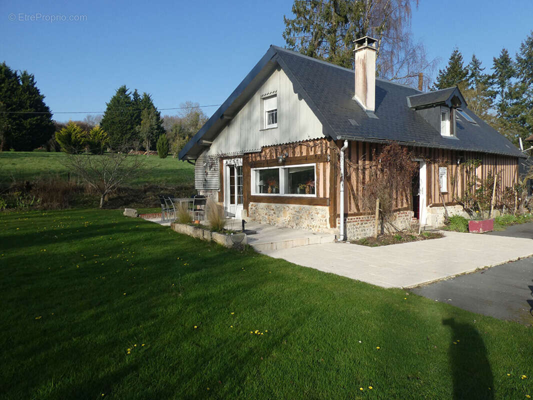 Maison à PONT-L'EVEQUE
