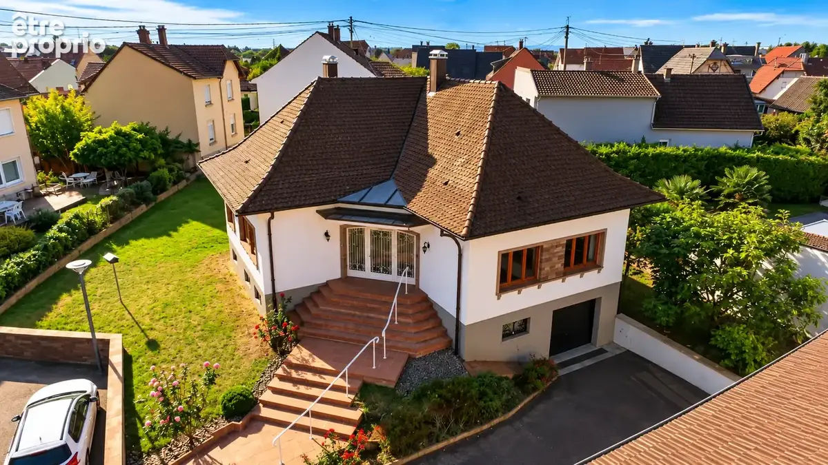 REICHSTETT - Maison 158,50 m2 sur un terrain de 6 ares - Beau potentiel - photo 2