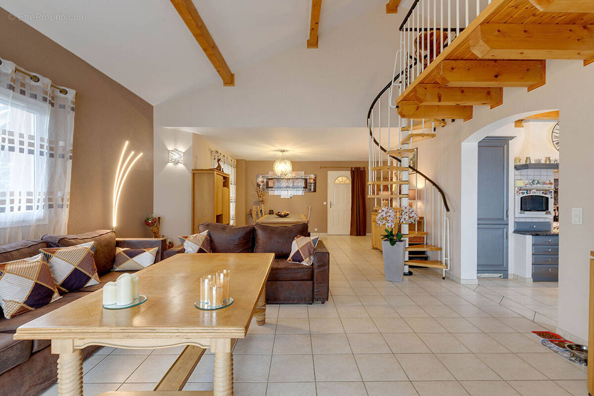 Maison à LOISIN