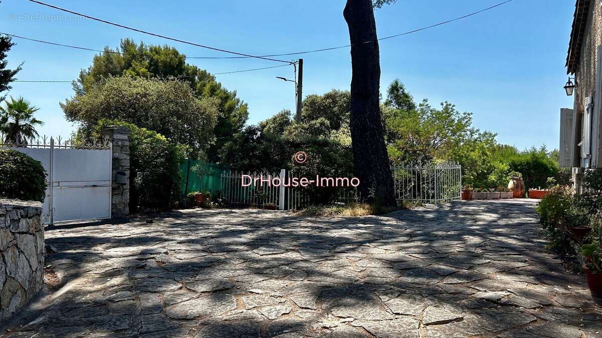 Maison 172 m² à La Valette-Du-Var  - photo 12
