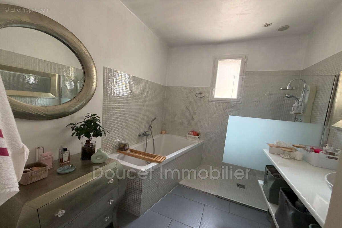 Maison 106 m² à Beziers  - photo 8