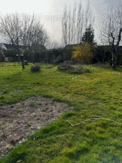 Terrain à QUINCY-VOISINS