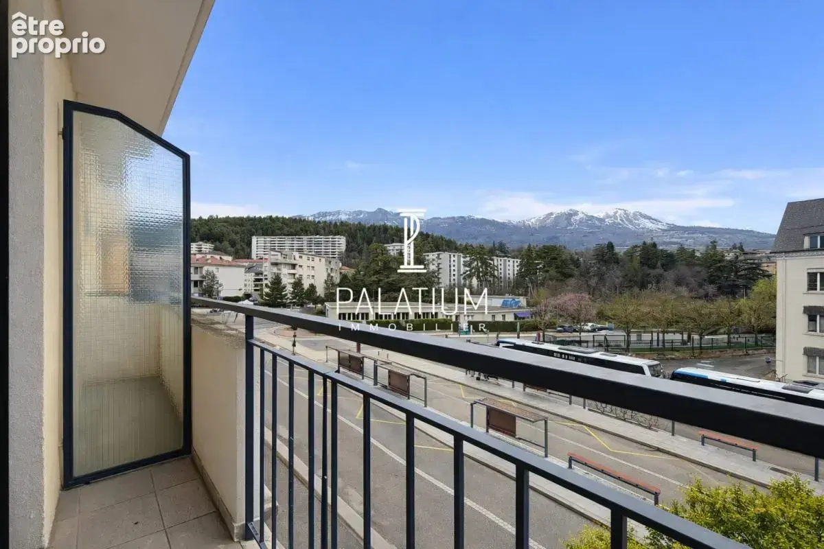 Spacieux appartement traversant trois pièces - photo 10