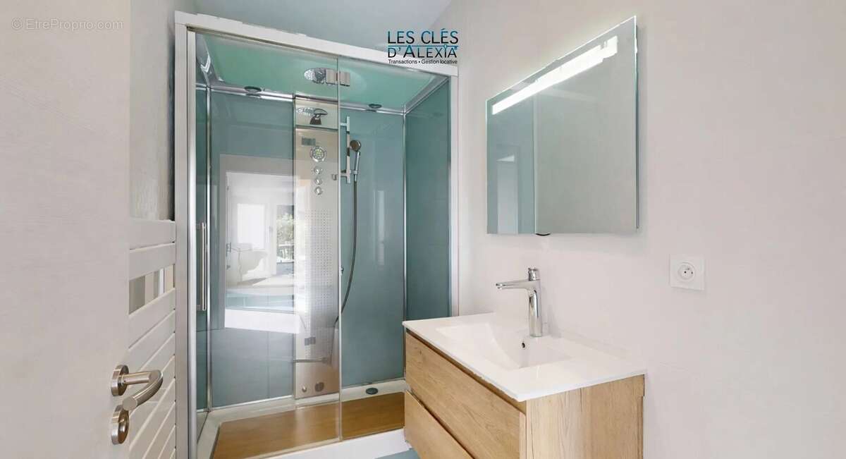 Maison à SAINT-DIDIER-AU-MONT-D'OR