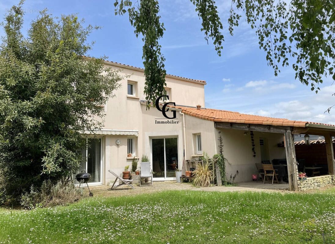 Maison à LES SORINIERES