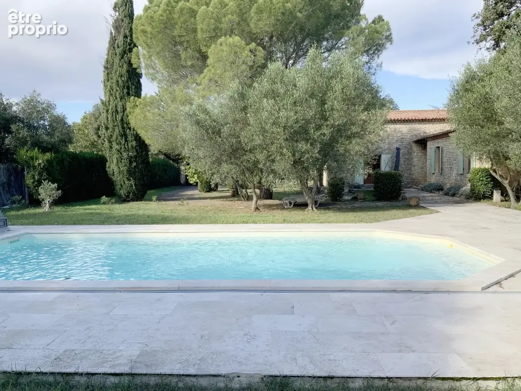 Exclusif,dans un village recherché, maison en pierre avec appartement indépendant sur un terrain de 2167 m2 et - photo 7