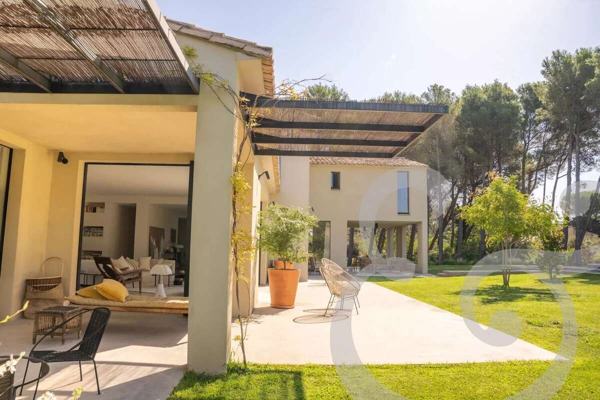 Maison à EYGALIERES