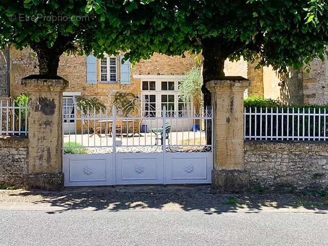 Charmante maison de village de 3 chambres avec Jardin - photo 16
