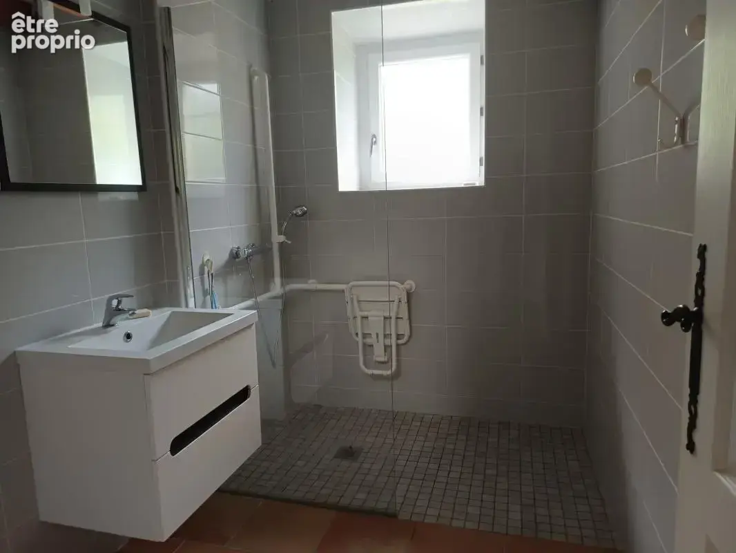 Propriété d'Exception : 2 Maisons, 450 m² de Dépendances et 6 Hectares de Terres - photo 18