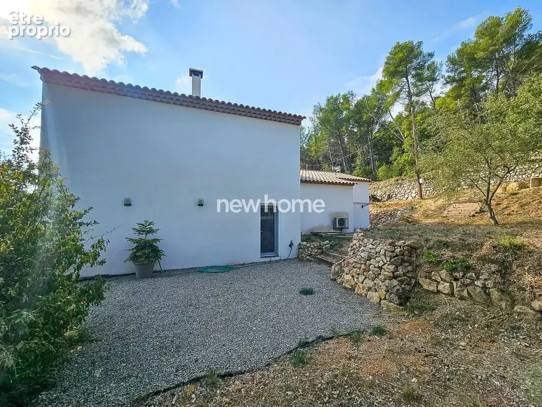Draguignan – Maison récente en position dominante, au calme avec piscine - photo 24