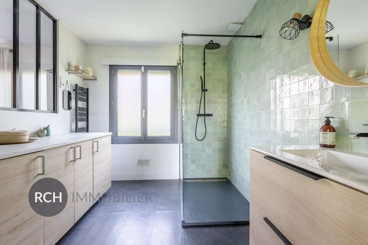 Maison à MONTFORT-L&#039;AMAURY