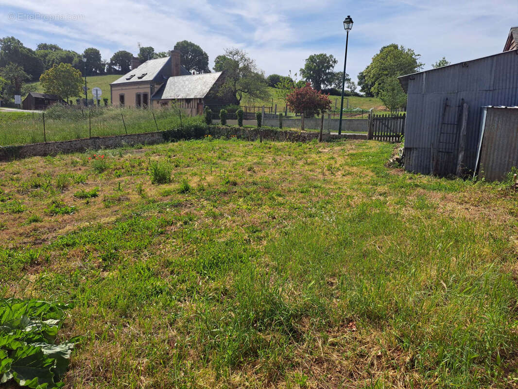 Maison à SAINT-CALAIS