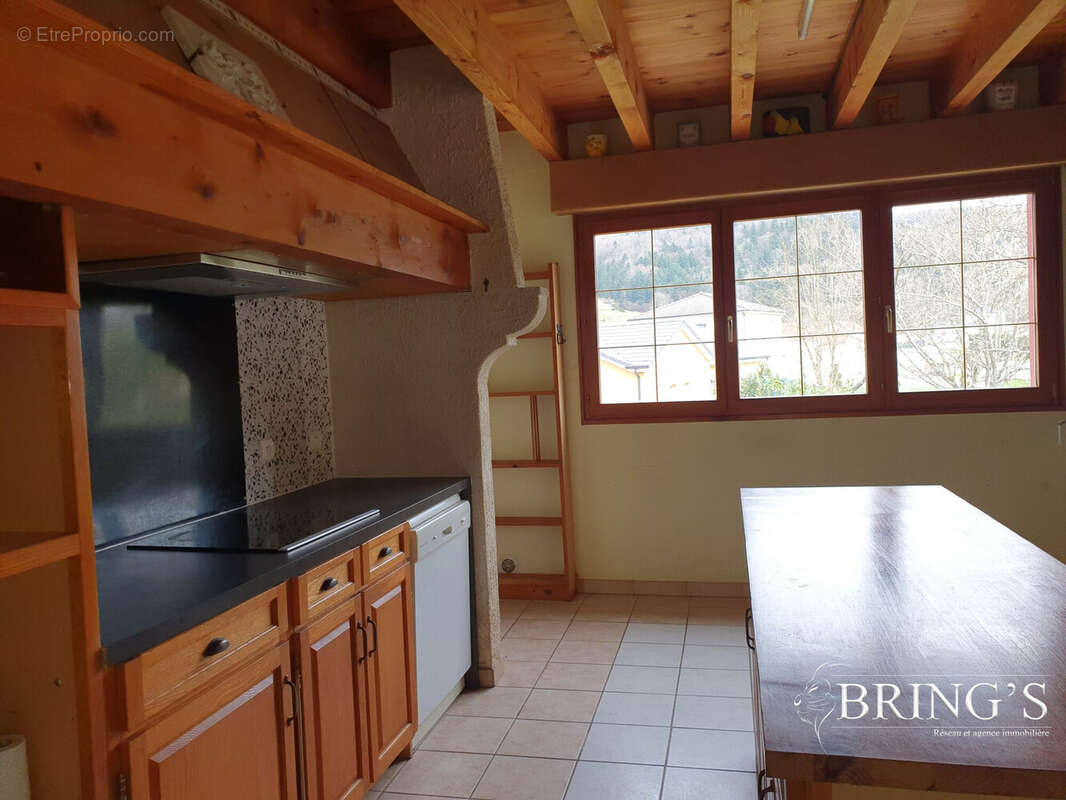 Maison 288 m² à Le Val-D'ajol  - photo 7