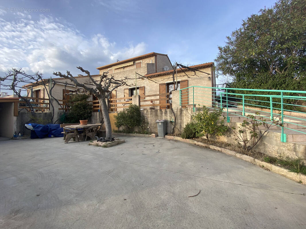 Maison à VIAS