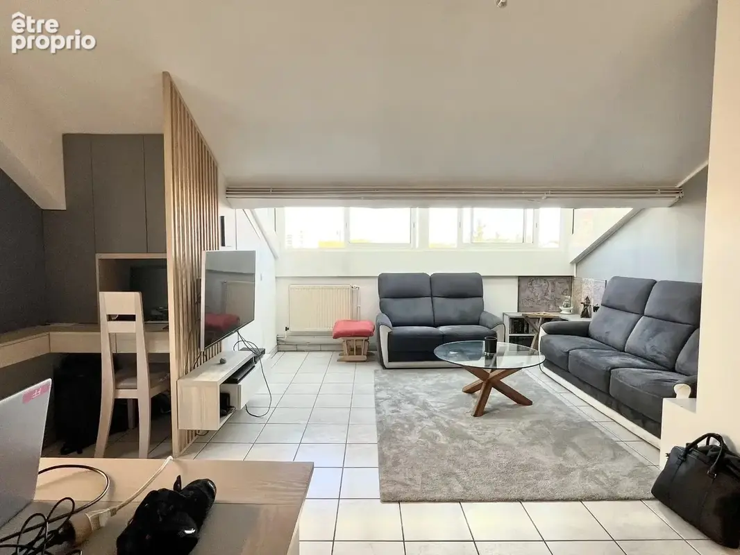 Beau T3 en dernier étage - photo 3