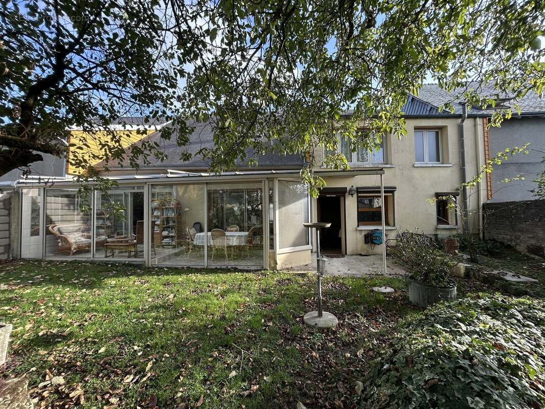 Maison à NOVY-CHEVRIERES