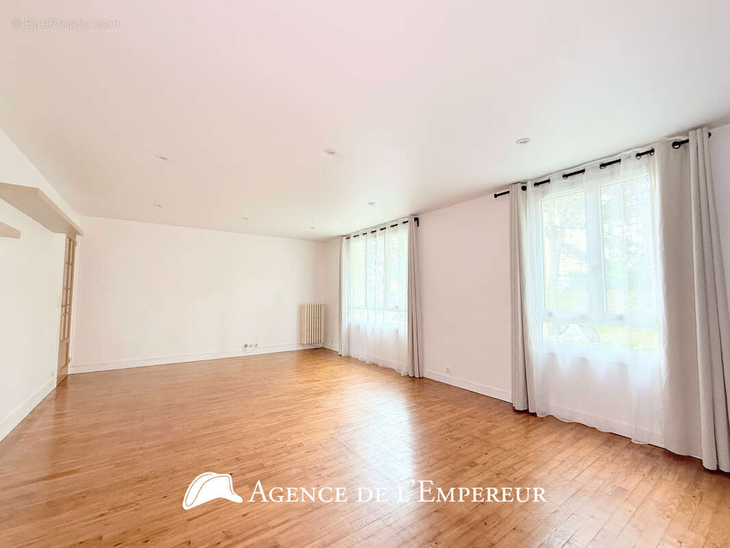 Appartement à RUEIL-MALMAISON
