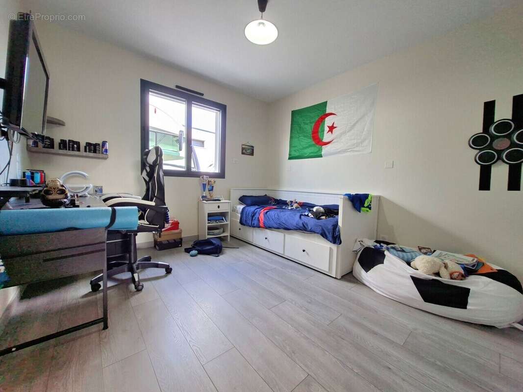 Maison à LA CHAUSSEE