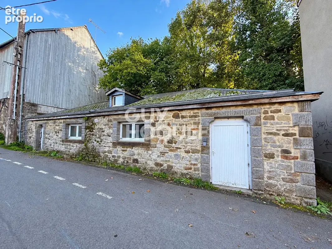 Maison 2 pièces 81 m² · à Dol-de-Bretagne · 81 m² · 76 000 €