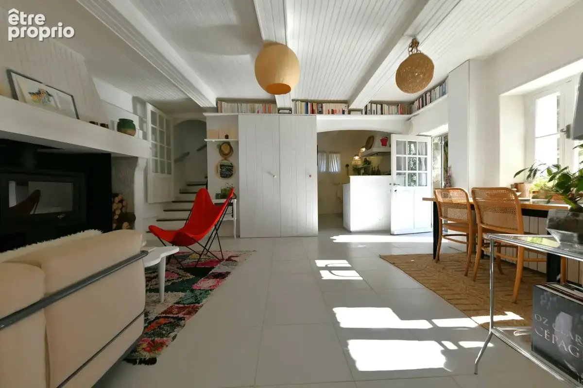 A quelques minutes d'Uzès, Maison de village en pierre - photo 11