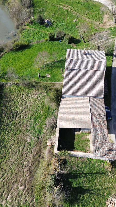 Bâtisse à rénover bel emplacement - photo 3