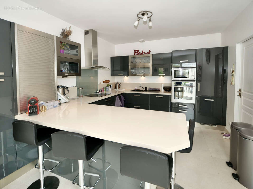 Maison à LIVRY-SUR-SEINE