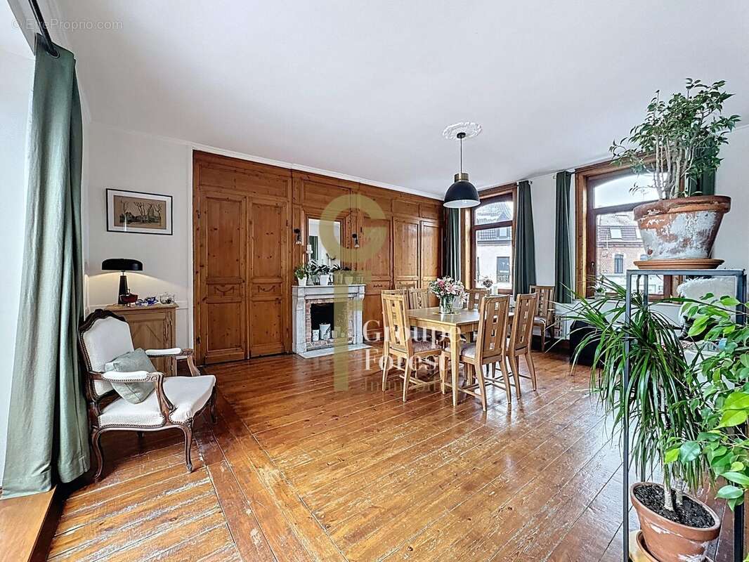 Appartement à CROIX