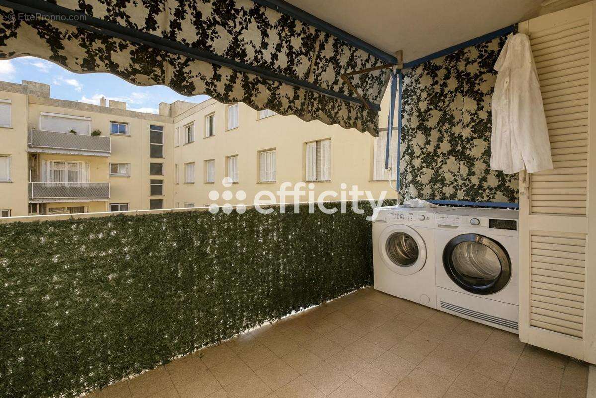 Appartement à LE CANNET