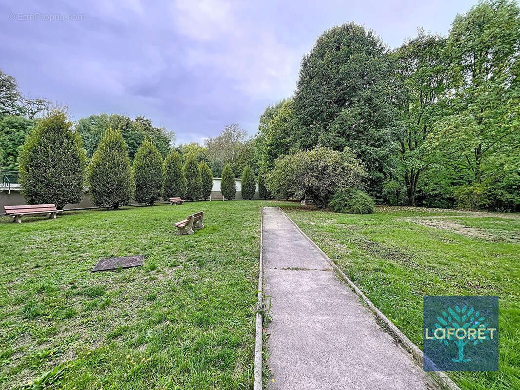 Appartement à ATHIS-MONS